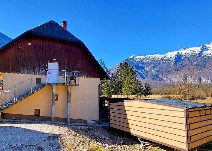 Simonai Апартаменты Бовец